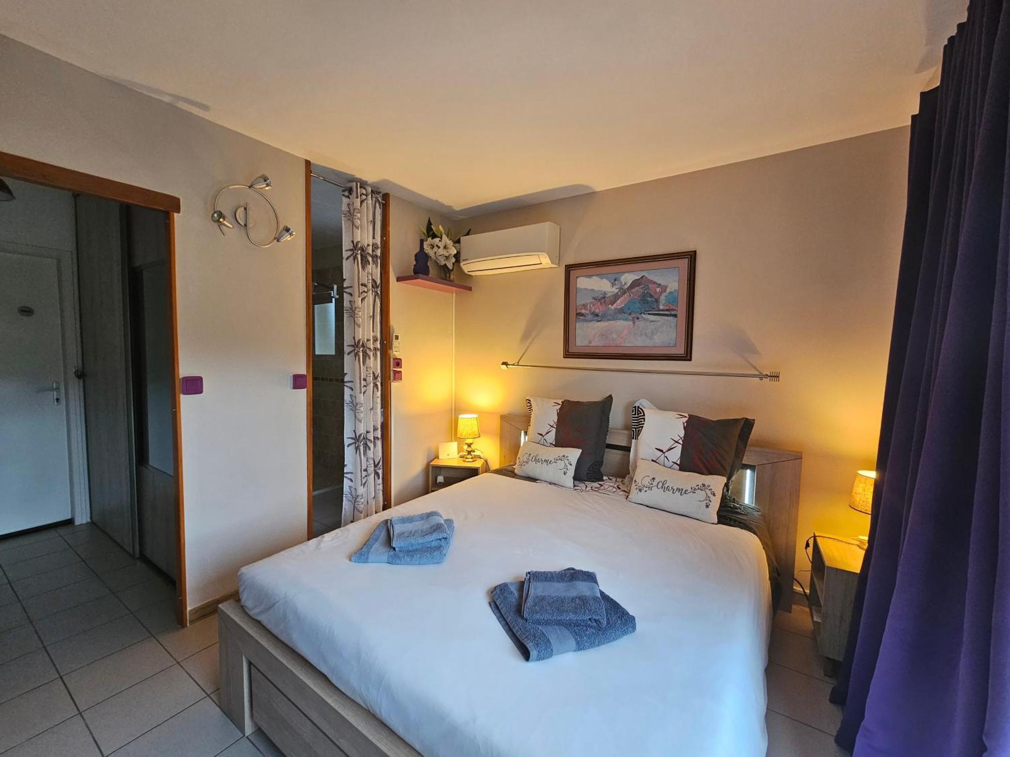 La Chenaie Bed & Breakfast *
